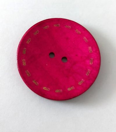 Drevený dekoračný gombík - fuksia